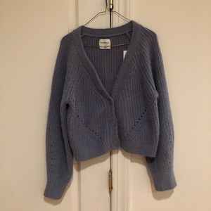 Abercrombie cropped chenille sweater